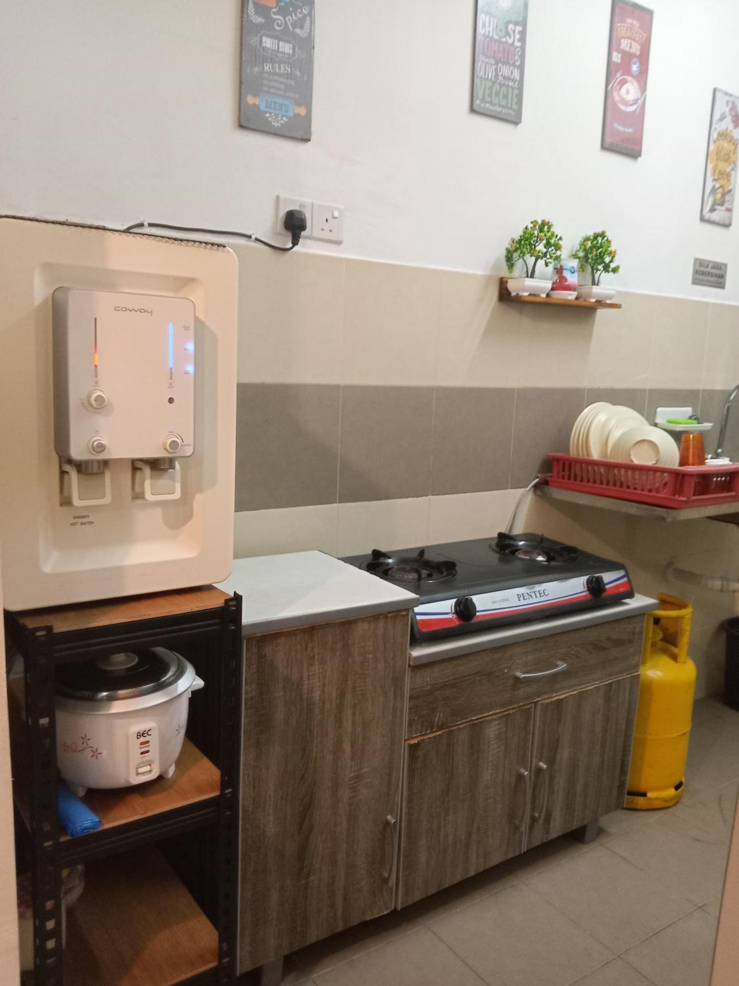 Homestay Budget Kuala Terengganu Tulipsia House Екстериор снимка